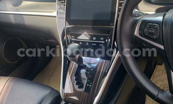 Buy Used Toyota Harrier Black Car in Kampala in Uganda Buy Used Toyota Harrier Black Car in Kampala in Uganda