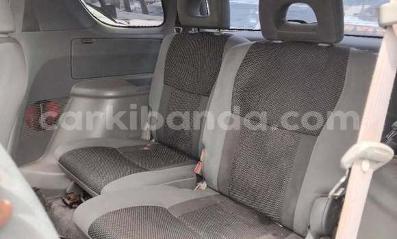 Acheter Occasion Voiture Toyota RAV4 Blanc à Kampala, Ouganda Acheter Occasion Voiture Toyota RAV4 Blanc à Kampala, Ouganda