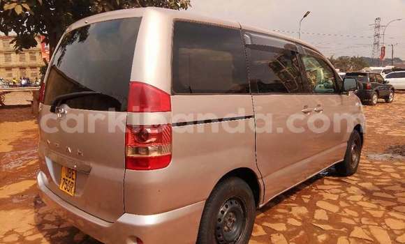 Acheter Occasion Voiture Toyota Noah Autre à Kampala, Ouganda Acheter Occasion Voiture Toyota Noah Autre à Kampala, Ouganda
