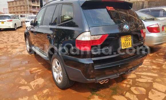 Acheter Occasion Voiture BMW 2er Active Tourer Noir à Kampala, Ouganda Acheter Occasion Voiture BMW 2er Active Tourer Noir à Kampala, Ouganda