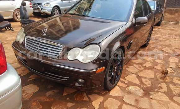 Acheter Occasion Voiture Mercedes-Benz C-Classe Noir à Kampala, Ouganda Acheter Occasion Voiture Mercedes-Benz C-Classe Noir à Kampala, Ouganda