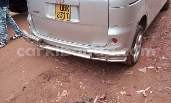 Acheter Occasion Voiture Toyota Sienta Autre à Kampala, Ouganda Acheter Occasion Voiture Toyota Sienta Autre à Kampala, Ouganda