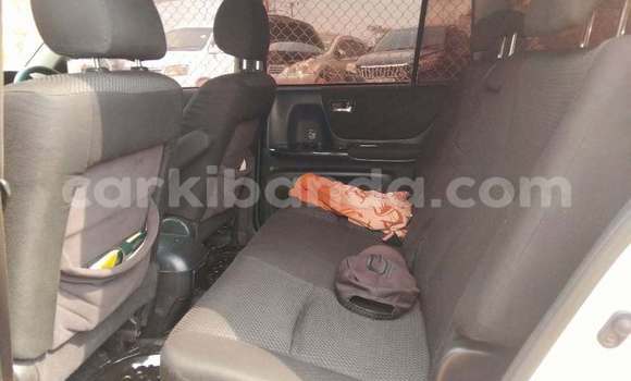 Buy Used Toyota Kluger White Car in Kampala in Uganda Buy Used Toyota Kluger White Car in Kampala in Uganda