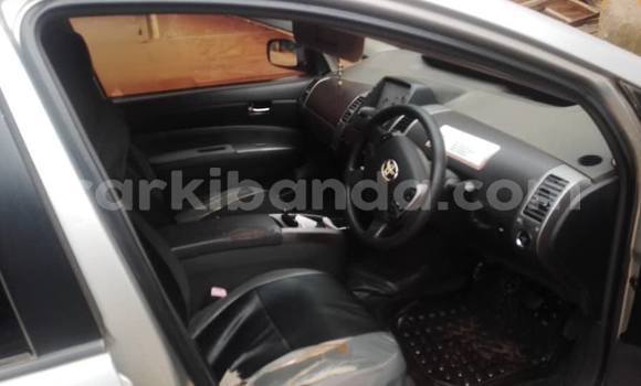 Acheter Occasion Voiture Toyota Prius Autre à Kampala, Ouganda Acheter Occasion Voiture Toyota Prius Autre à Kampala, Ouganda