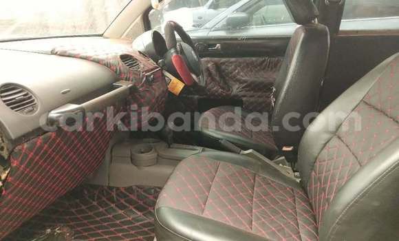 Acheter Occasion Voiture Volkswagen Beetle Bleu à Kampala, Ouganda Acheter Occasion Voiture Volkswagen Beetle Bleu à Kampala, Ouganda