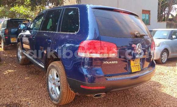 Buy Used Volkswagen Touareg Blue Car in Kampala in Uganda Buy Used Volkswagen Touareg Blue Car in Kampala in Uganda