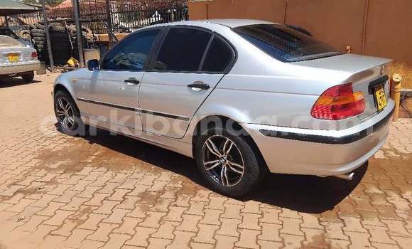 Acheter Occasion Voiture BMW 2er Grand Tourer Autre à Kampala, Ouganda Acheter Occasion Voiture BMW 2er Grand Tourer Autre à Kampala, Ouganda