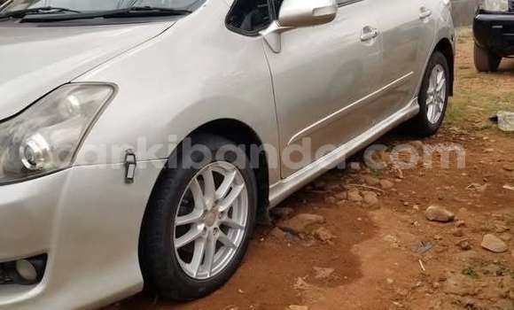 Acheter Occasion Voiture Toyota Belta Autre à Kampala, Ouganda Acheter Occasion Voiture Toyota Belta Autre à Kampala, Ouganda