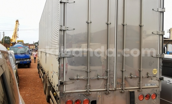 Buy Import Mitsubishi Van Silver Truck in Kampala in Uganda Buy Import Mitsubishi Van Silver Truck in Kampala in Uganda