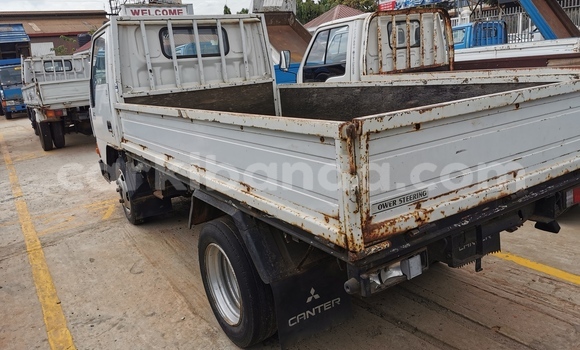 Buy Import Isuzu FTR 850 Blue Truck in Kampala in Uganda