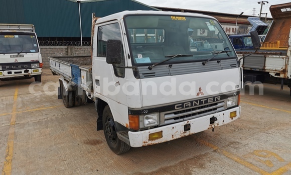 Buy Import Mitsubishi L400 White Truck in Kampala in Uganda Buy Import Mitsubishi L400 White Truck in Kampala in Uganda