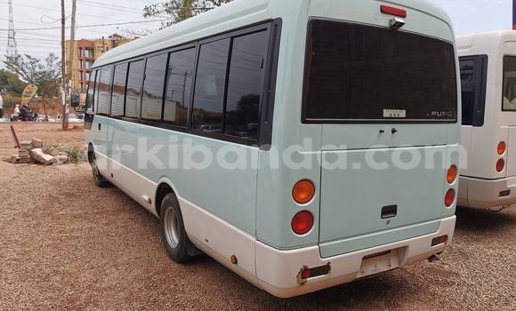 Buy Import Mitsubishi Van Blue Truck in Kampala in Uganda Buy Import Mitsubishi Van Blue Truck in Kampala in Uganda