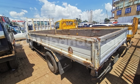 Buy Import Mitsubishi L400 White Truck in Kampala in Uganda Buy Import Mitsubishi L400 White Truck in Kampala in Uganda
