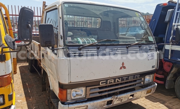 Buy Import Mitsubishi L400 White Truck in Kampala in Uganda Buy Import Mitsubishi L400 White Truck in Kampala in Uganda