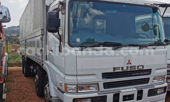 Buy Import Mitsubishi L400 White Truck in Kampala in Uganda Buy Import Mitsubishi L400 White Truck in Kampala in Uganda