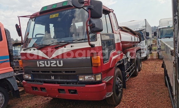 Buy Import Isuzu Bighorn Red Truck in Kampala in Uganda Buy Import Isuzu Bighorn Red Truck in Kampala in Uganda