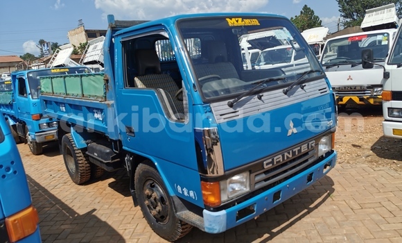 Buy Import Mitsubishi L400 Blue Truck in Kampala in Uganda Buy Import Mitsubishi L400 Blue Truck in Kampala in Uganda