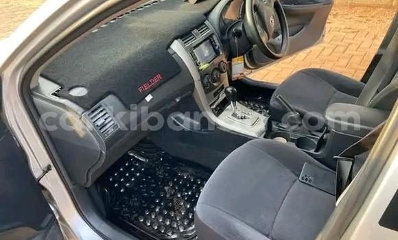 Gura Yakoze Toyota Fielder White Imodoka i Bugiri mu Eastern Gura Yakoze Toyota Fielder White Imodoka i Bugiri mu Eastern