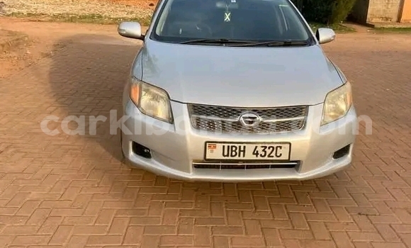 Gura Yakoze Toyota Fielder White Imodoka i Bugiri mu Eastern Gura Yakoze Toyota Fielder White Imodoka i Bugiri mu Eastern