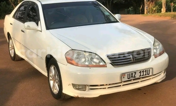 Gura Yakoze Toyota Mark II White Imodoka i Bugiri mu Eastern Gura Yakoze Toyota Mark II White Imodoka i Bugiri mu Eastern