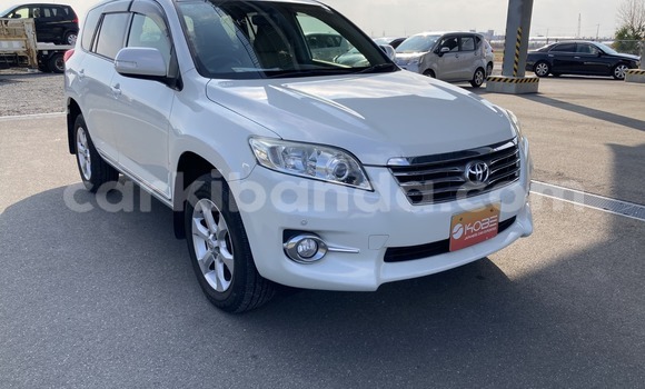 Buy New Toyota Vanguard White Car in Kampala in Uganda