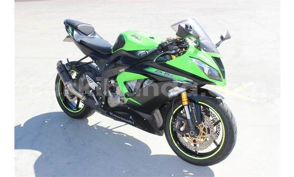 Gura Yakoze Kawasaki Ninja Green Bike i Kampala mu Uganda Gura Yakoze Kawasaki Ninja Green Bike i Kampala mu Uganda