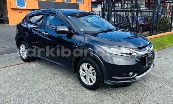 Gura Yakoze Honda Vezel Black Imodoka i Kampala mu Uganda