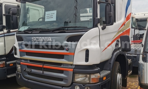 Buy Import Scania R420 Blue Truck in Kampala in Uganda Buy Import Scania R420 Blue Truck in Kampala in Uganda