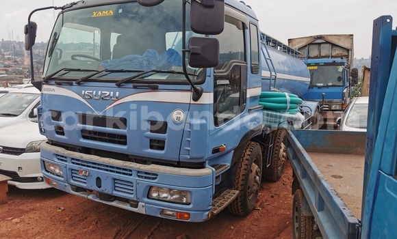 Buy Import Isuzu Bighorn Blue Truck in Kampala in Uganda Buy Import Isuzu Bighorn Blue Truck in Kampala in Uganda