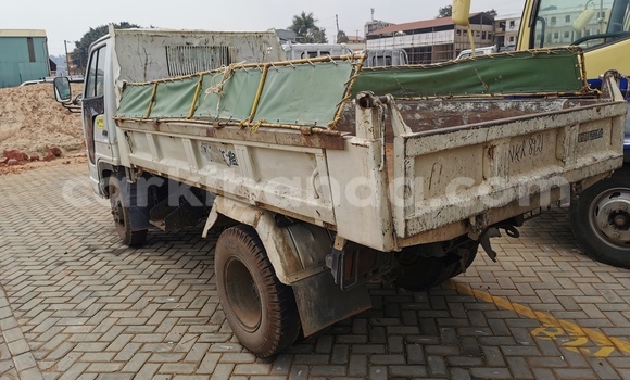 Buy Import Isuzu FTR 850 White Truck in Kampala in Uganda