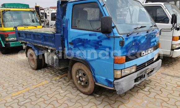 Buy Import Isuzu FTR 850 Blue Truck in Kampala in Uganda Buy Import Isuzu FTR 850 Blue Truck in Kampala in Uganda