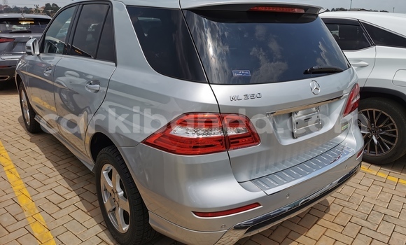 Buy Import Mercedes‒Benz ML–Class Silver Car in Kampala in Uganda