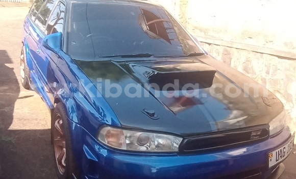Nunua Ilio tumika Subaru Legacy Bluu Gari ndani ya Kampala nchini Uganda Nunua Ilio tumika Subaru Legacy Bluu Gari ndani ya Kampala nchini Uganda