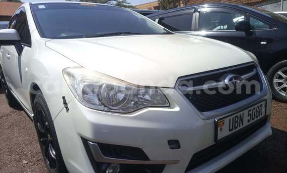 Acheter Occasion Voiture Subaru Impreza Blanc à Kampala, Ouganda