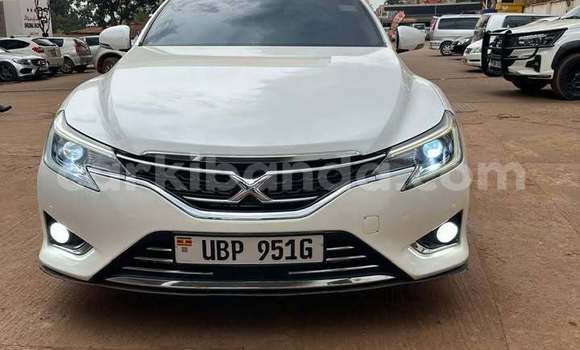 Buy Used Toyota Mark X White Car in Kampala in Uganda