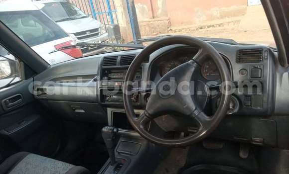 Gura Yakoze Toyota RAV4 Other Imodoka i Kampala mu Uganda Gura Yakoze Toyota RAV4 Other Imodoka i Kampala mu Uganda