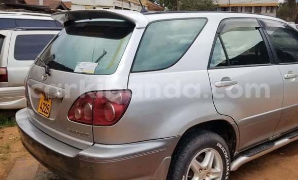 Acheter Occasion Voiture Toyota Harrier Autre à Kampala, Ouganda Acheter Occasion Voiture Toyota Harrier Autre à Kampala, Ouganda