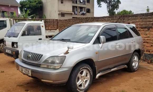 Acheter Occasion Voiture Toyota Harrier Autre à Kampala, Ouganda Acheter Occasion Voiture Toyota Harrier Autre à Kampala, Ouganda