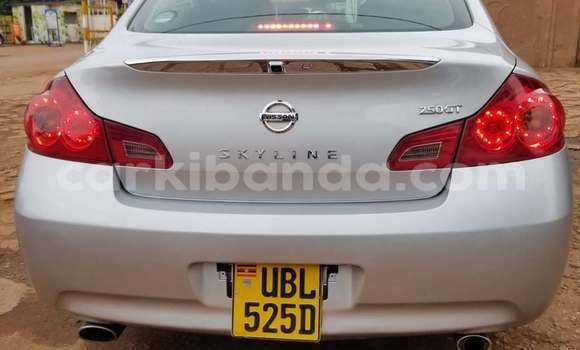 Gura Yakoze Nissan Skyline Other Imodoka i Kampala mu Uganda Gura Yakoze Nissan Skyline Other Imodoka i Kampala mu Uganda