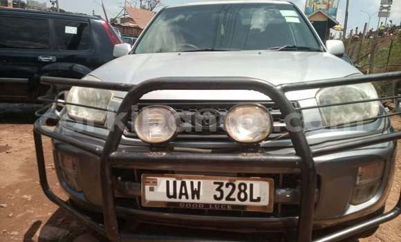 Gura Yakoze Toyota RAV4 Other Imodoka i Kampala mu Uganda Gura Yakoze Toyota RAV4 Other Imodoka i Kampala mu Uganda