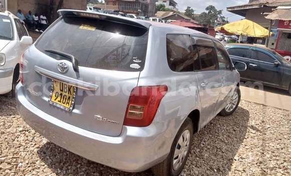 Acheter Occasion Voiture Toyota Fielder Autre à Kampala, Ouganda Acheter Occasion Voiture Toyota Fielder Autre à Kampala, Ouganda