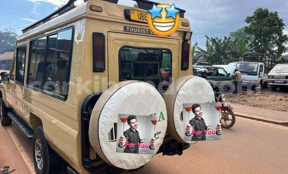 Gura Yakoze Toyota Land Cruiser Other Imodoka i Kampala mu Uganda Gura Yakoze Toyota Land Cruiser Other Imodoka i Kampala mu Uganda