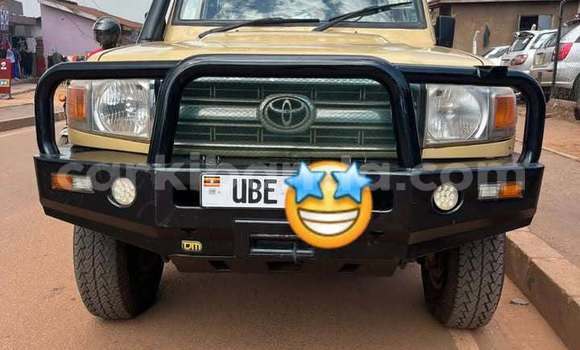 Gura Yakoze Toyota Land Cruiser Other Imodoka i Kampala mu Uganda Gura Yakoze Toyota Land Cruiser Other Imodoka i Kampala mu Uganda