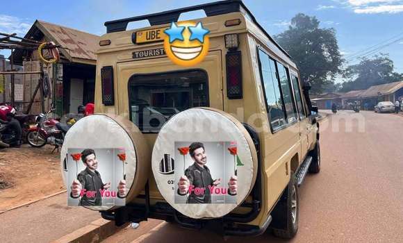 Gura Yakoze Toyota Land Cruiser Other Imodoka i Kampala mu Uganda Gura Yakoze Toyota Land Cruiser Other Imodoka i Kampala mu Uganda