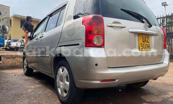 Gura Yakoze Toyota Raum Other Imodoka i Kampala mu Uganda Gura Yakoze Toyota Raum Other Imodoka i Kampala mu Uganda