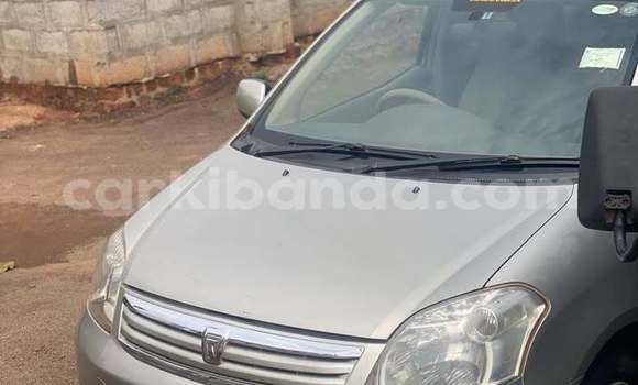 Gura Yakoze Toyota Raum Other Imodoka i Kampala mu Uganda Gura Yakoze Toyota Raum Other Imodoka i Kampala mu Uganda