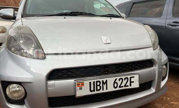 Nunua Ilio tumika Toyota Passo Nyingine Gari ndani ya Kampala nchini Uganda