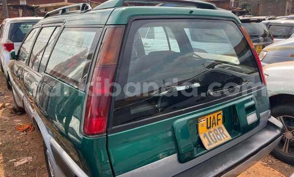 Gura Yakoze Toyota Corolla Green Imodoka i Kampala mu Uganda Gura Yakoze Toyota Corolla Green Imodoka i Kampala mu Uganda