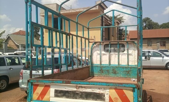 Gura Yakoze Mitsubishi Lancer Cargo Other Imodoka i Kampala mu Uganda Gura Yakoze Mitsubishi Lancer Cargo Other Imodoka i Kampala mu Uganda