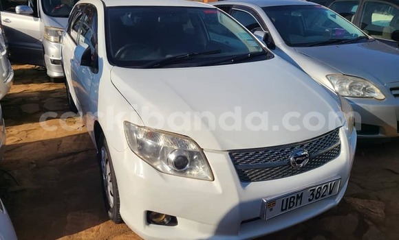 Acheter Occasion Voiture Toyota Fielder Blanc à Kampala, Ouganda Acheter Occasion Voiture Toyota Fielder Blanc à Kampala, Ouganda